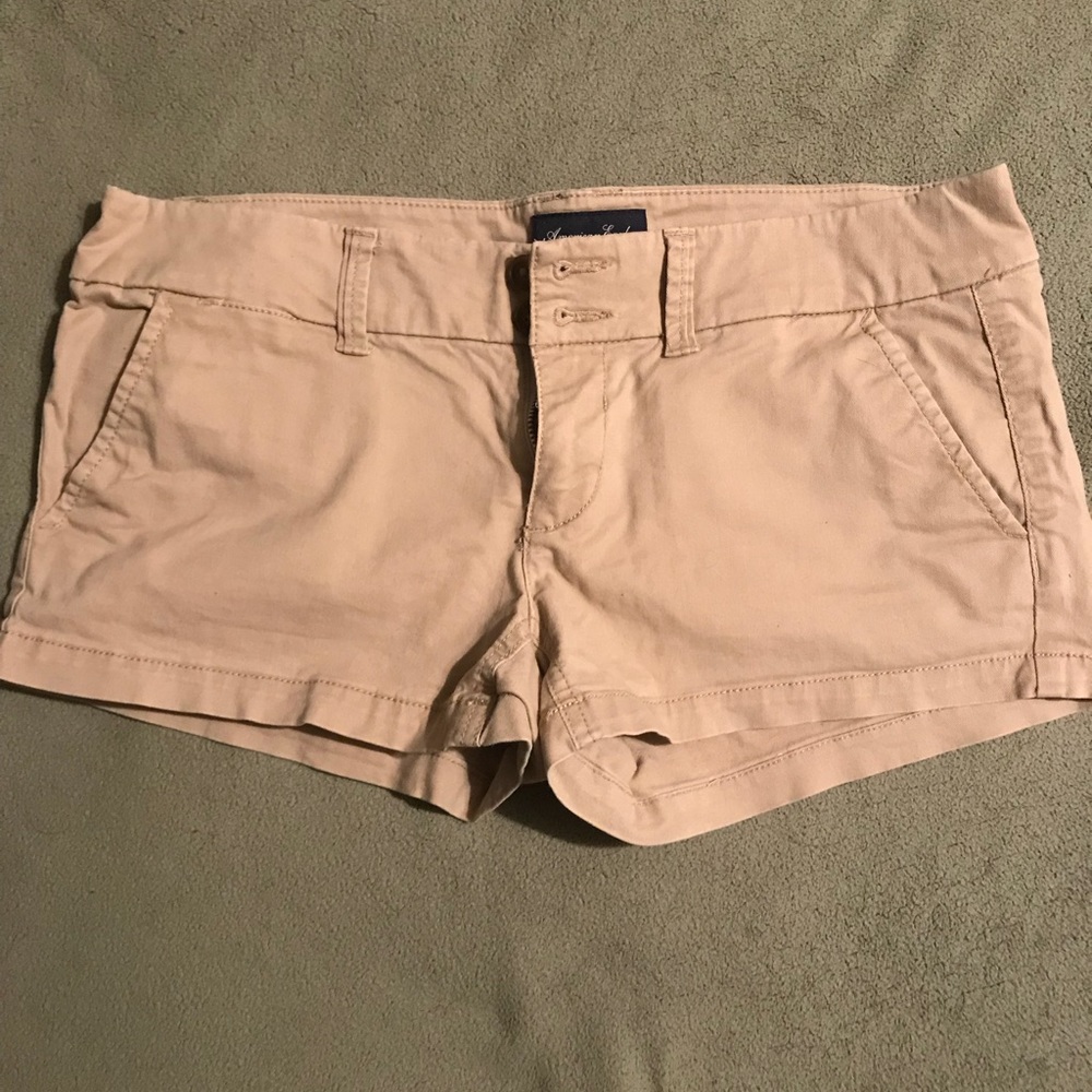 American Eagle khaki shorts